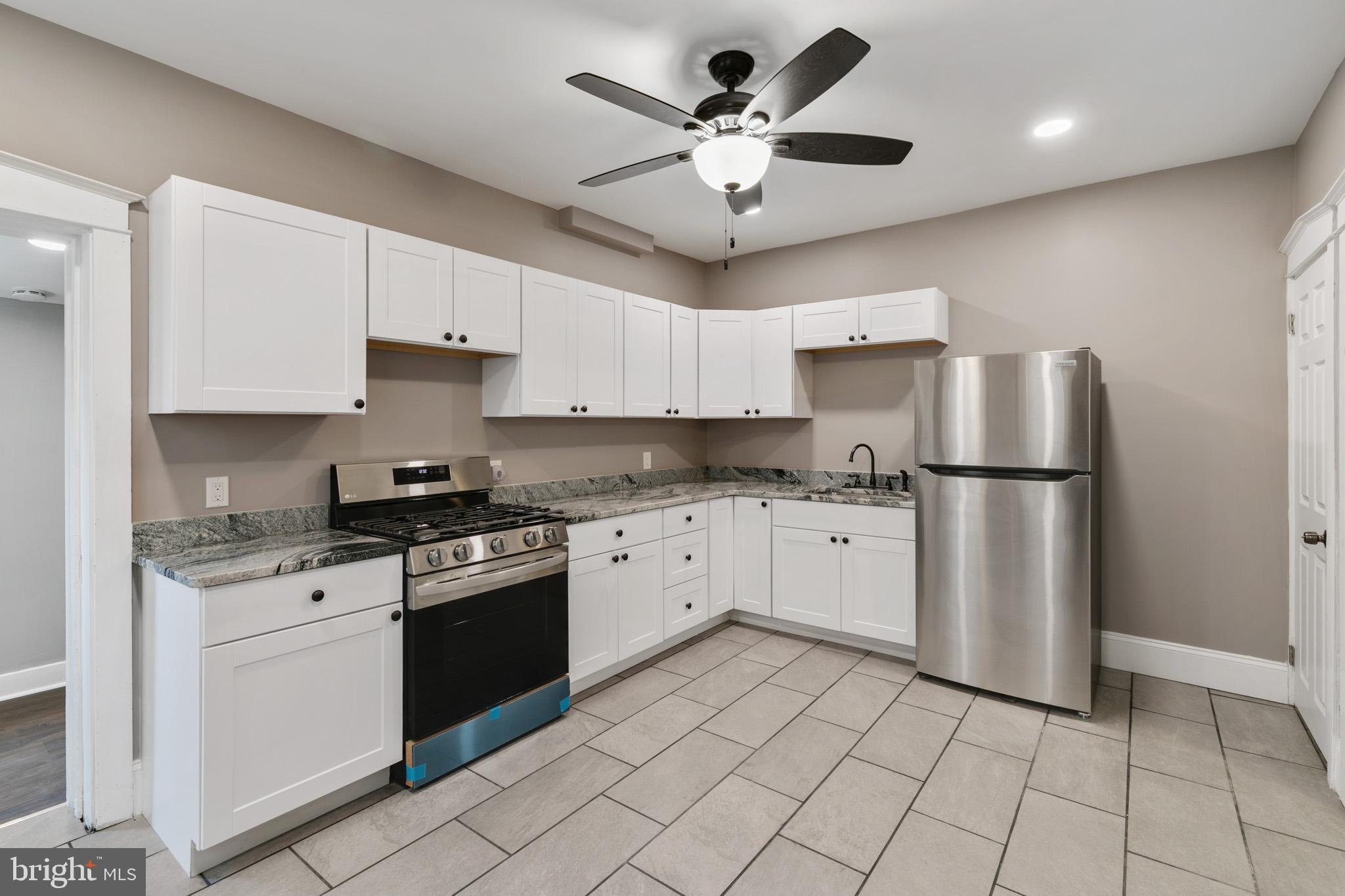 BRIDESBURG - Residential