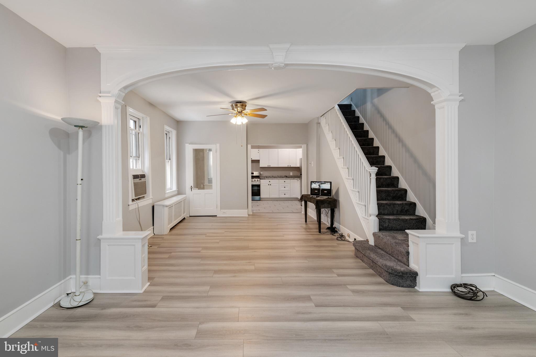 BRIDESBURG - Residential