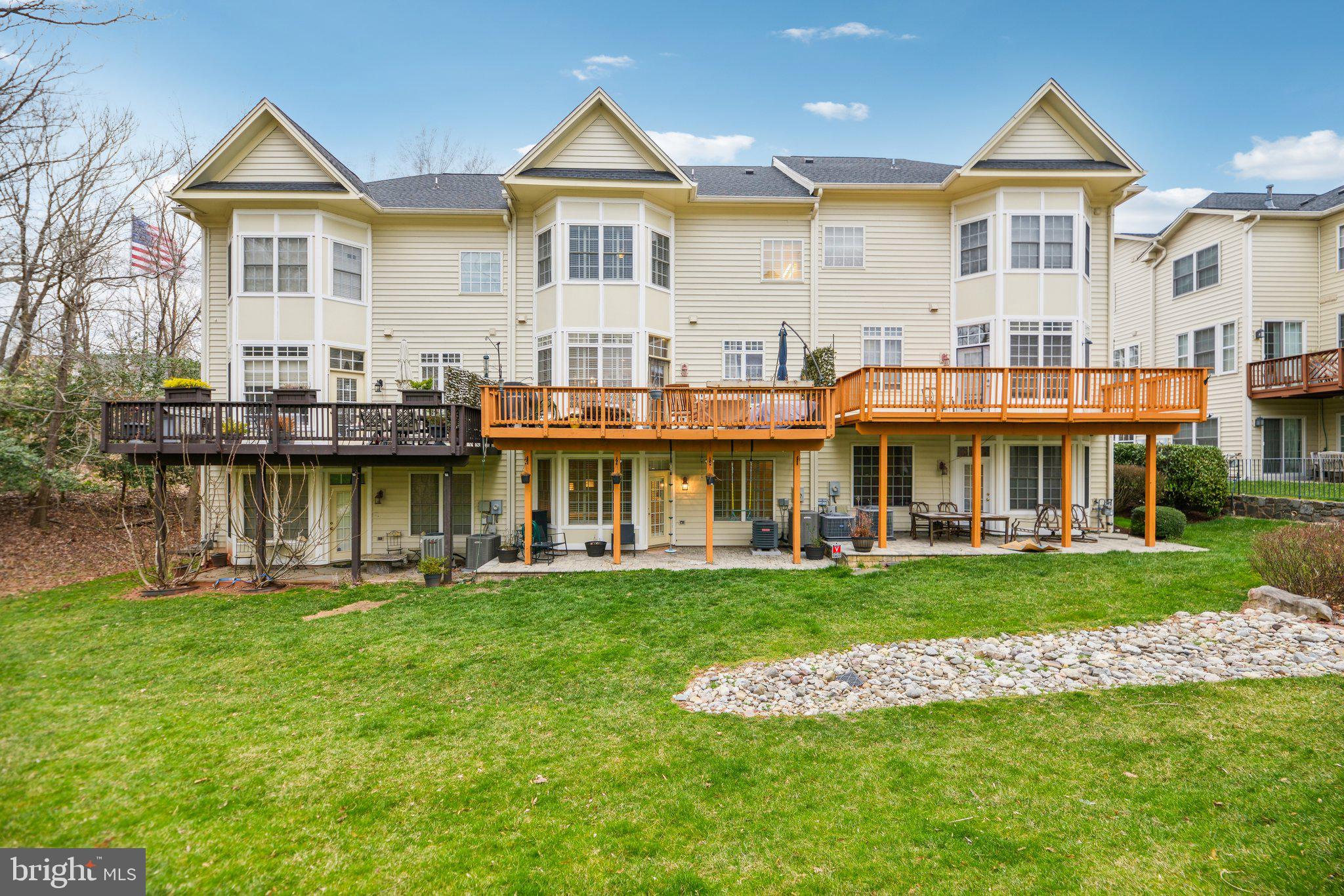 MEDINAH HOMES - Residential Lease