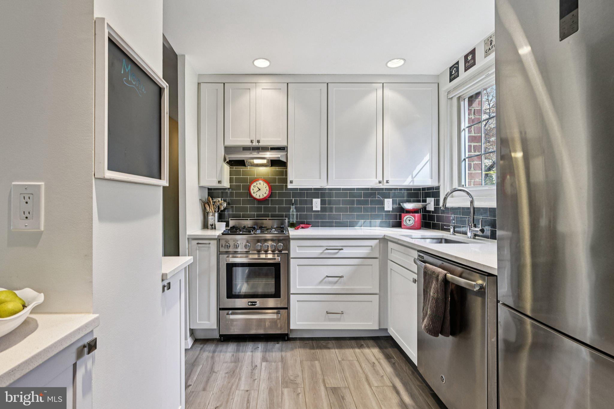 1256 MARTHA CUSTIS DRIVE