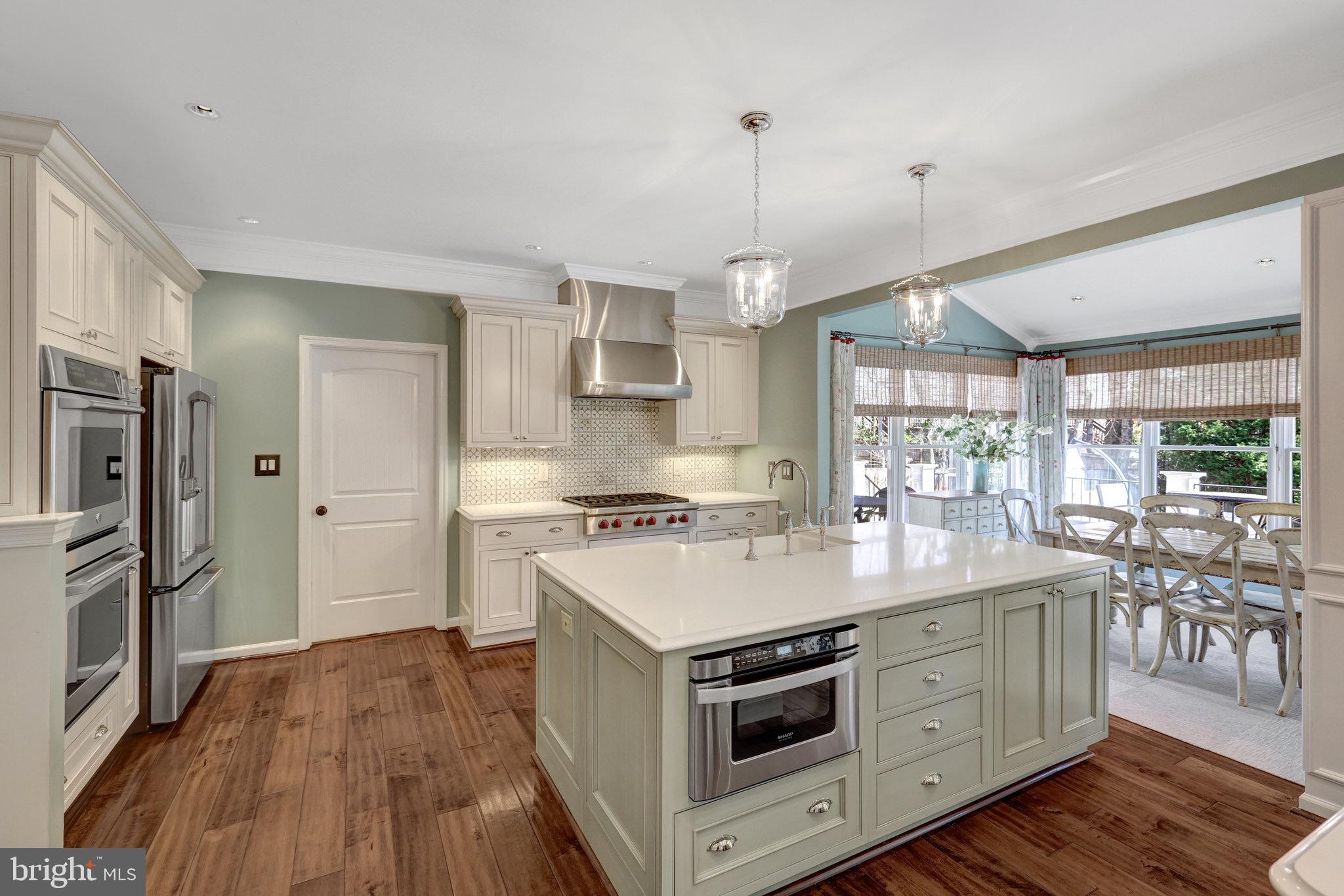 OAKTON RIDGE - Residential