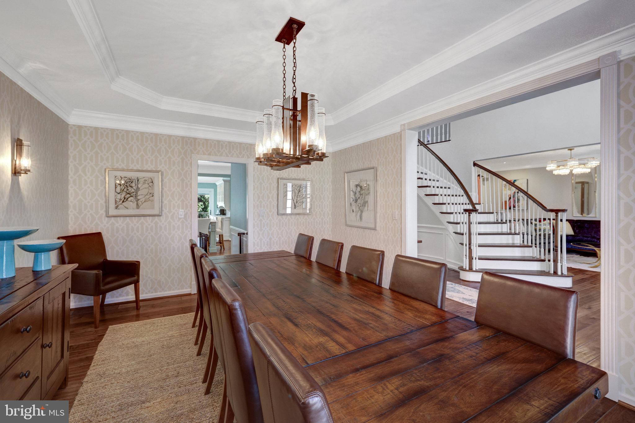 OAKTON RIDGE - Residential