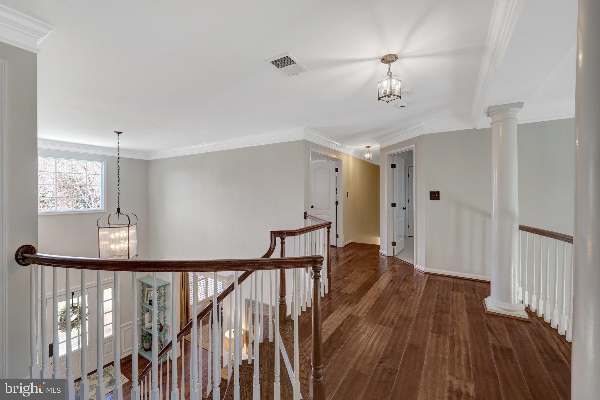 OAKTON RIDGE - Residential