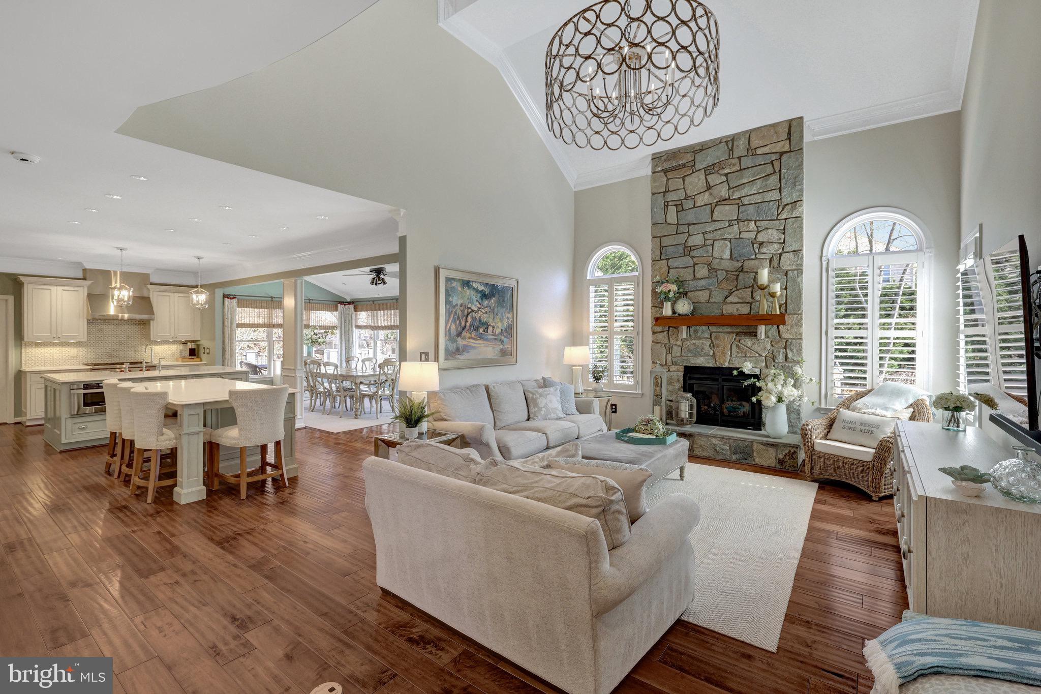 OAKTON RIDGE - Residential