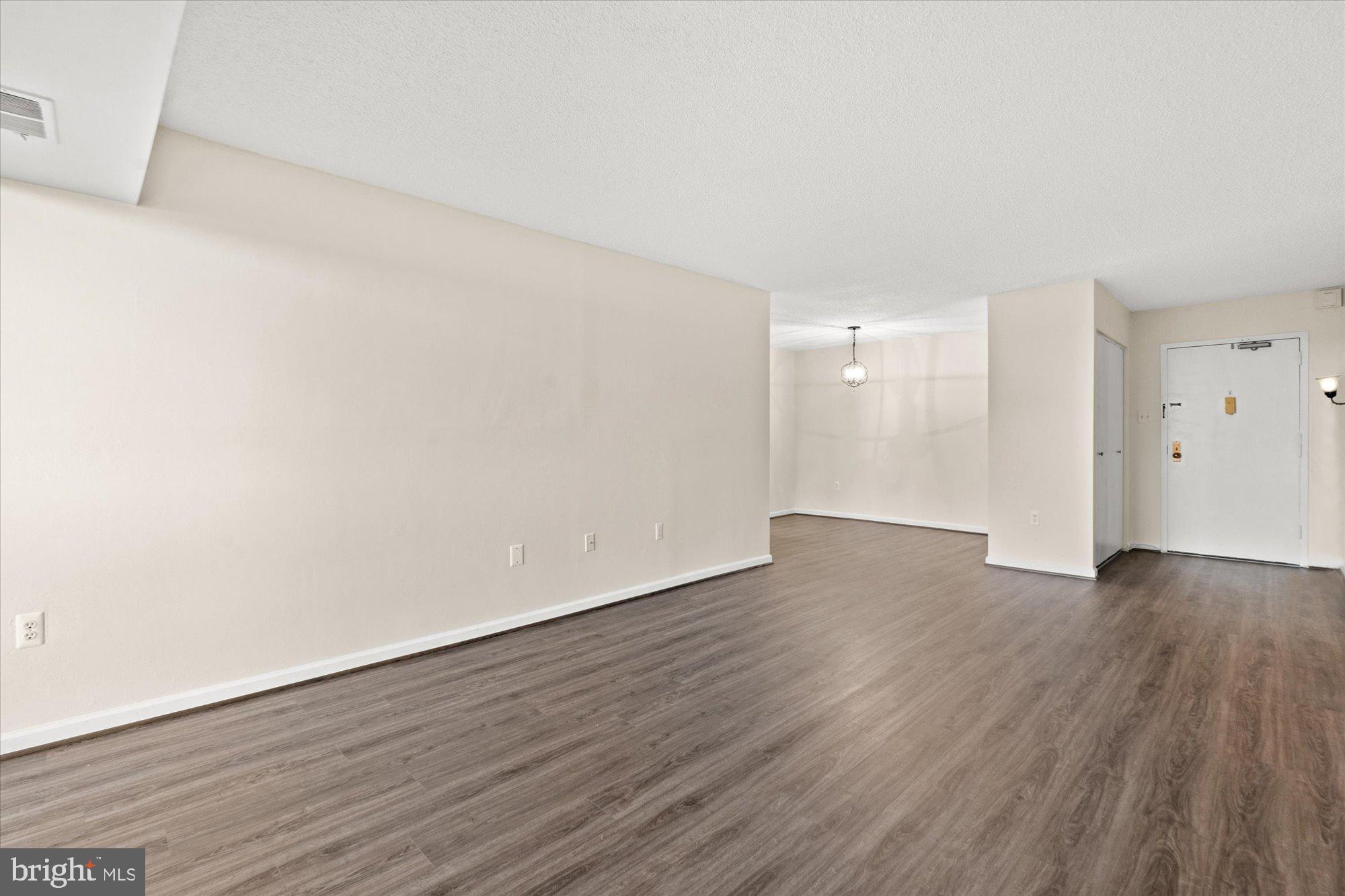 GREENHOUSE - Residential Lease