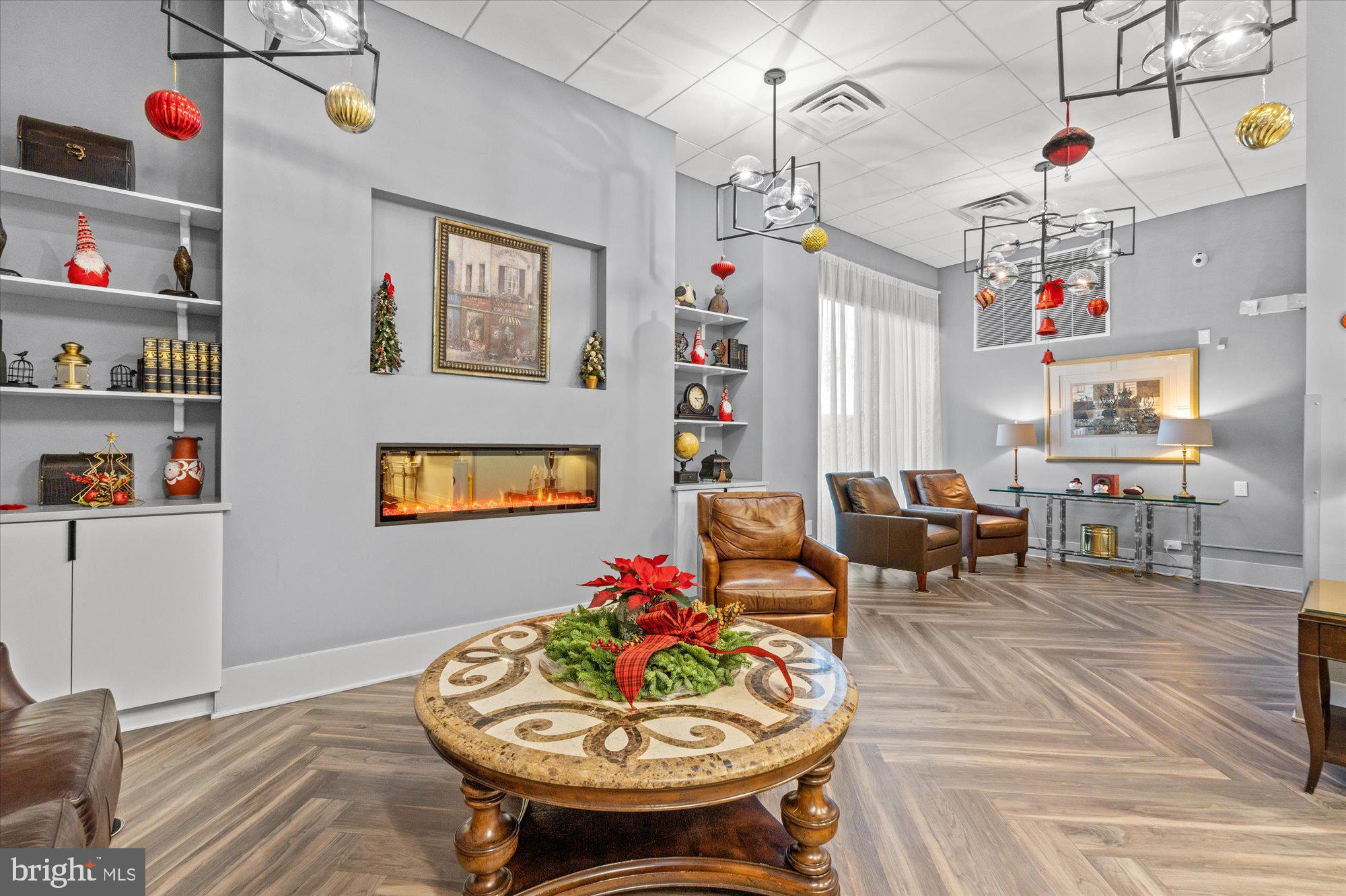 GREENHOUSE - Residential Lease