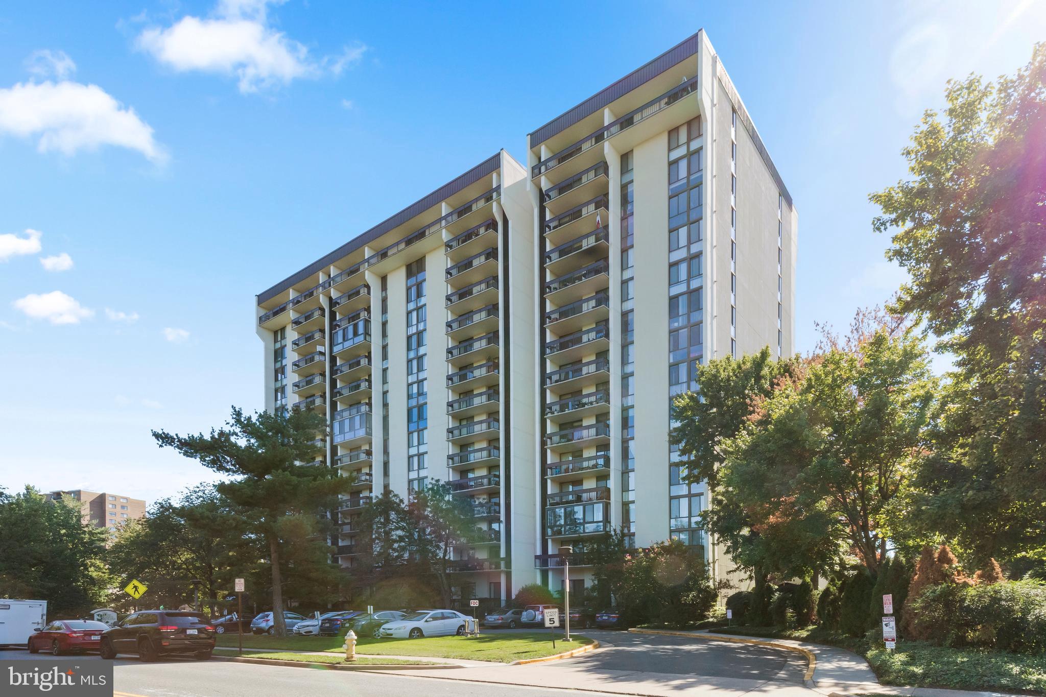 GREENHOUSE - Residential Lease