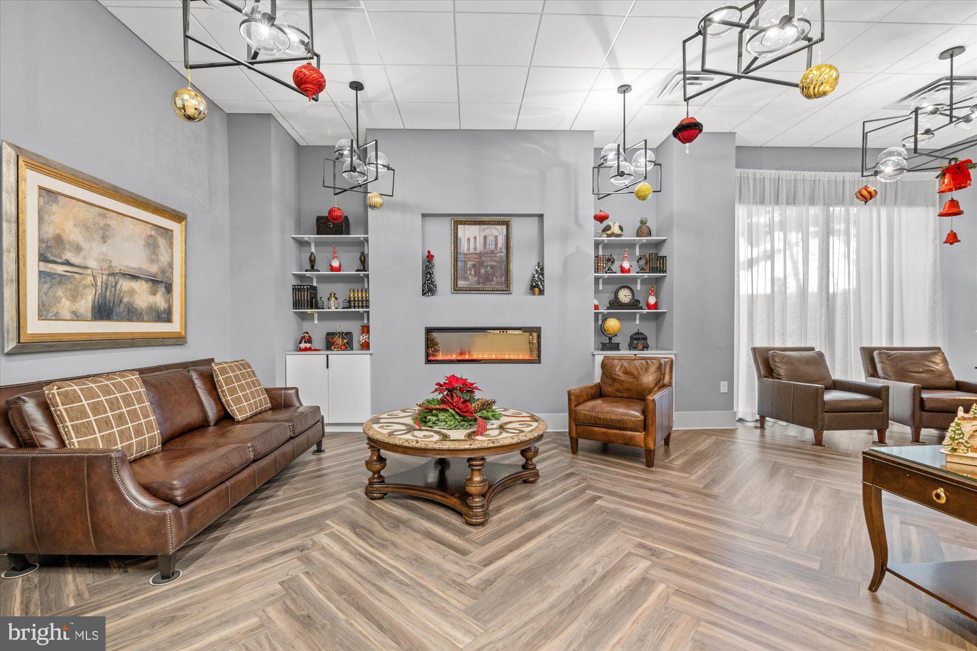 GREENHOUSE - Residential Lease