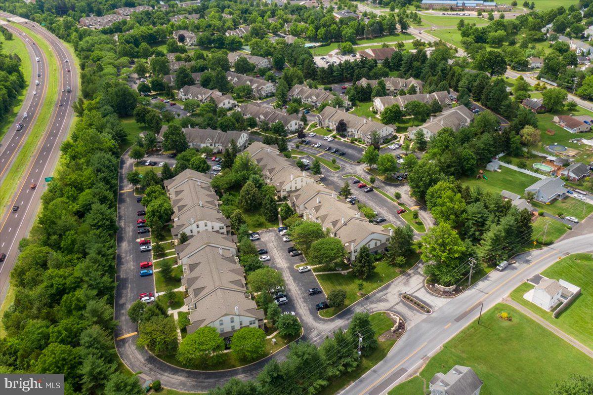 MONTGOMERY BROOKE - Residential