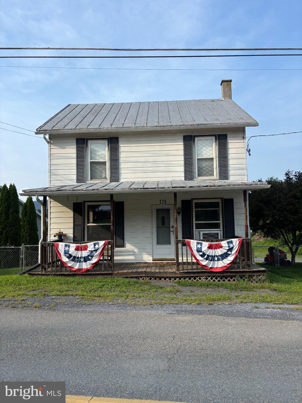 775 S 4TH STREET