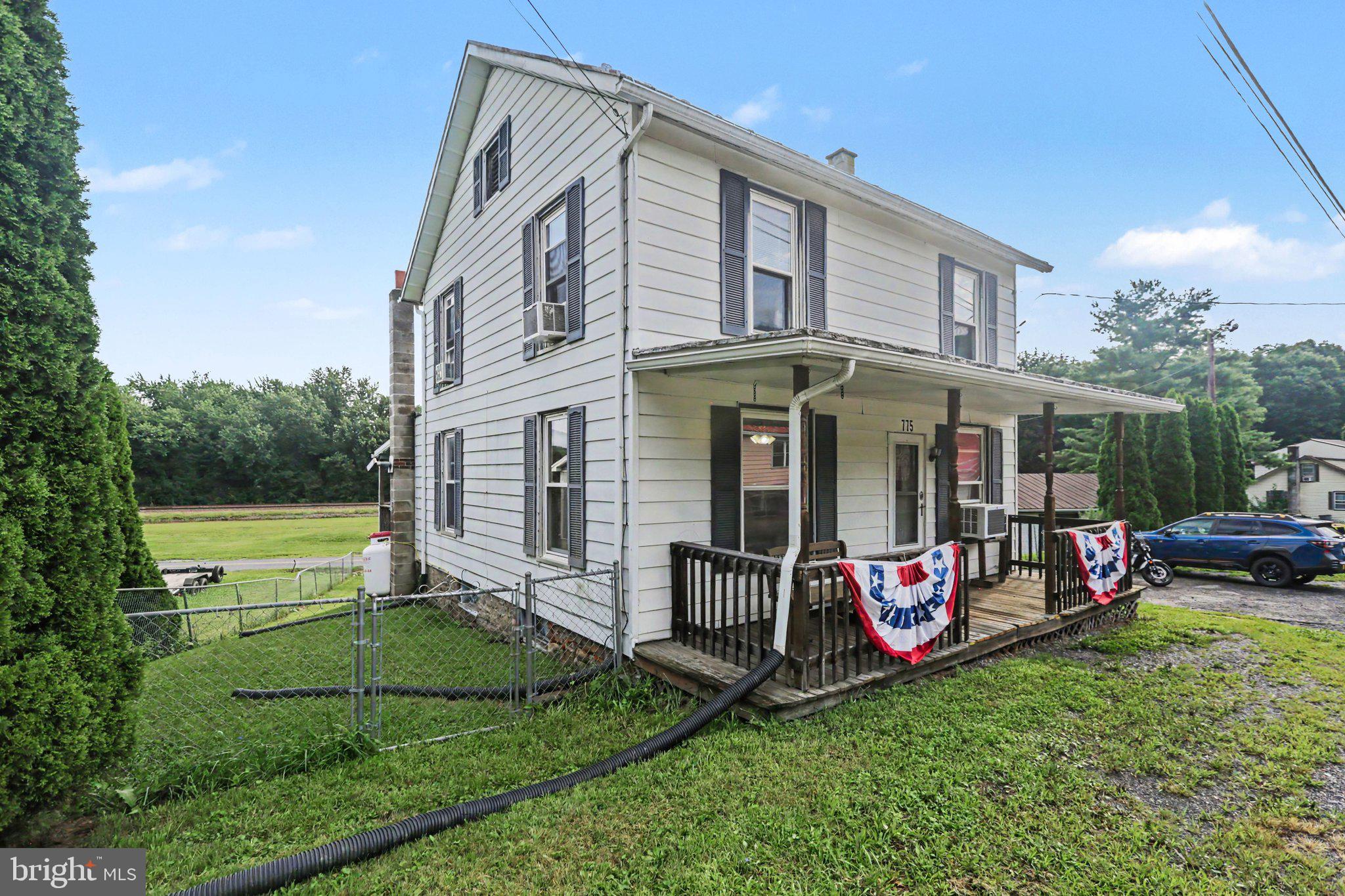 775 S 4TH STREET