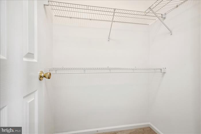 CHANTILLY HIGHLANDS - Residential