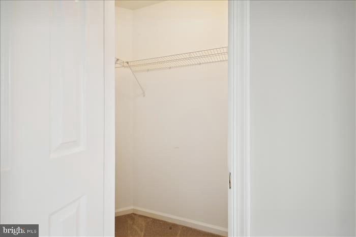 CHANTILLY HIGHLANDS - Residential