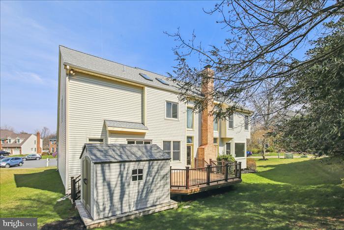 CHANTILLY HIGHLANDS - Residential