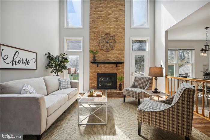 CHANTILLY HIGHLANDS - Residential