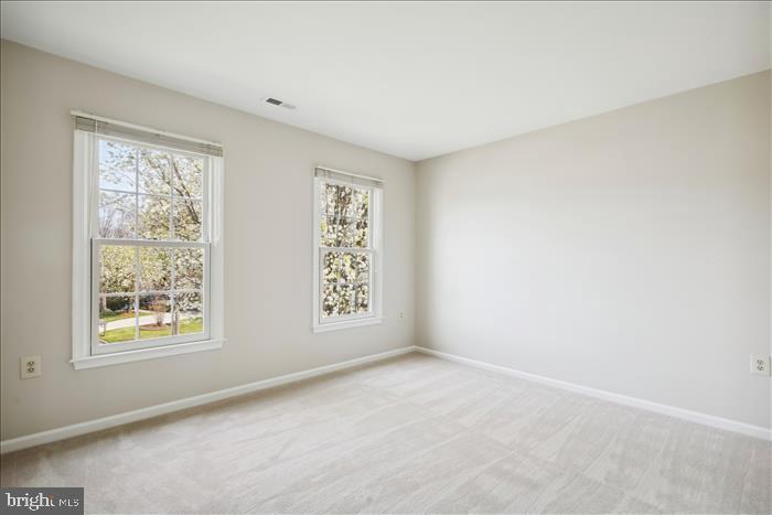 CHANTILLY HIGHLANDS - Residential