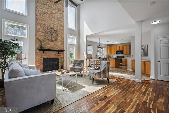 CHANTILLY HIGHLANDS - Residential