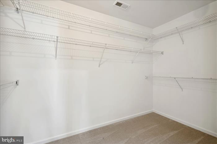 CHANTILLY HIGHLANDS - Residential