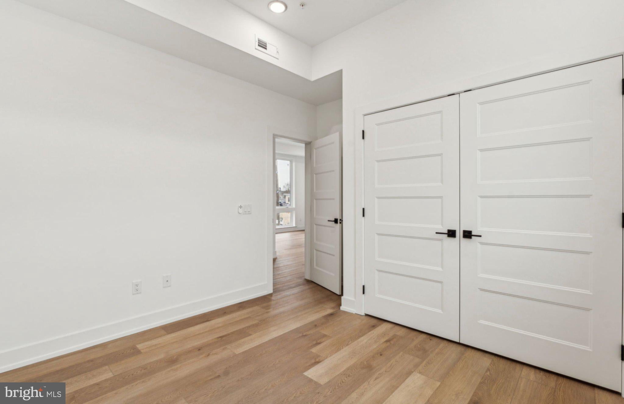 136 E CUMBERLAND STREET 40 3