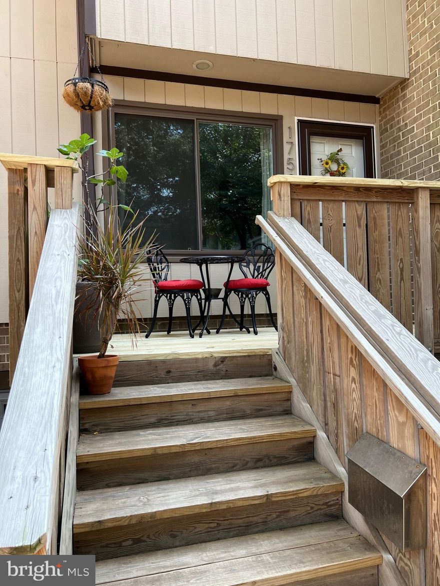 Lovely upper level garden-style townhome overlooking the courtyard.  Southeast facing unit that gets lots of natural light!  Very well maintained home with 3 custom closets on second floor, brand new hot water heater (2022), new refrigerator (2021), new front deck (2022), all new windows (2019), and entire home is freshly painted!  All bathrooms and kitchen are also updated.  The community includes pool, playground, basketball court, and plenty of parking on private community drive.  Walking distance to McLean Metro Station, Safeway grocery store, restaurants and parks.  Easy access to 495, 66 and Dulles Toll Road.  Highly rated schools and daycare close by.  This is a perfect place to call home with a wonderful community and friendly feel.
Rentspree Application Online - Landlord requires Credit Score to be at least 700
