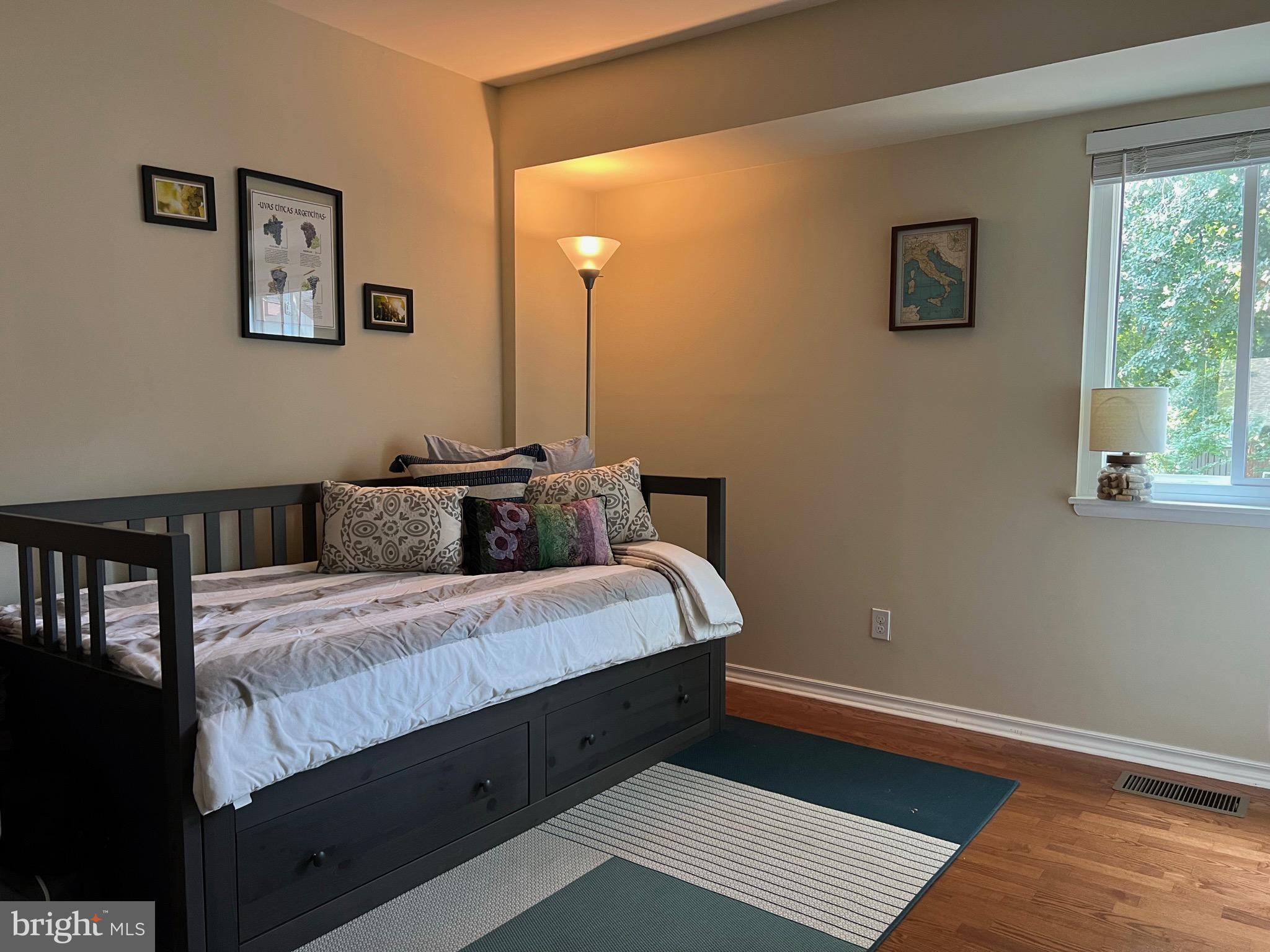 THE WESTERLIES - Residential Lease