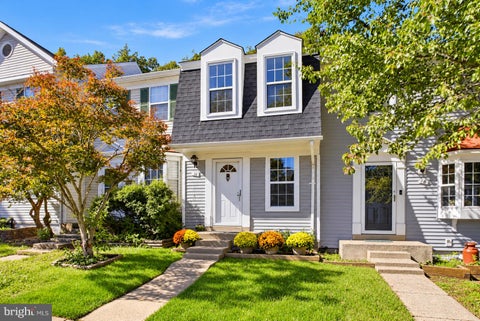 Photo of 18 Dorrell Ct, STERLING, VA 20165 (MLS # VALO2135526)