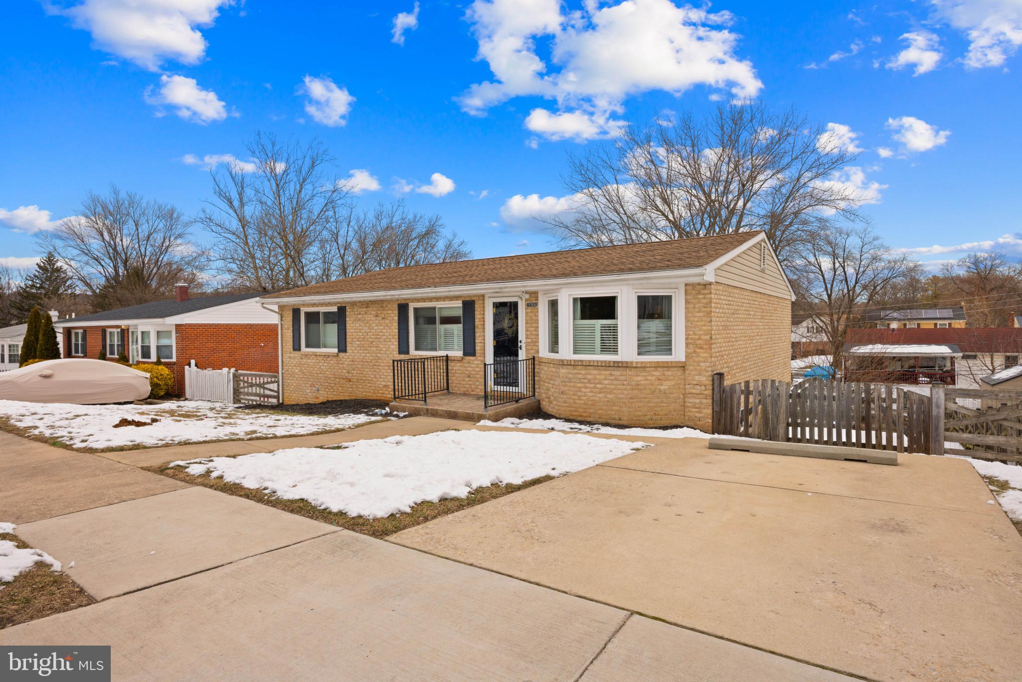 MONTROSE - Residential