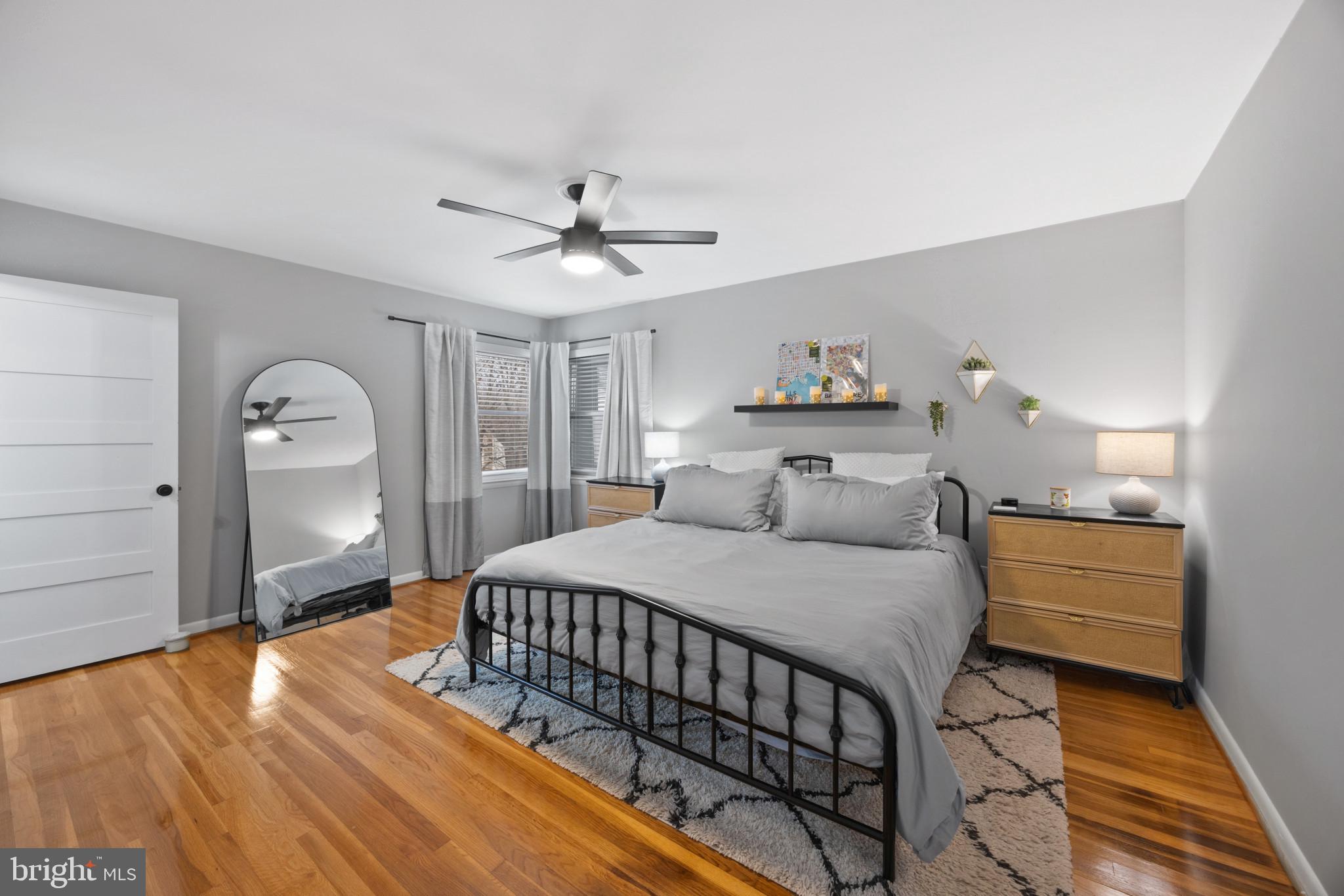 MONTROSE - Residential