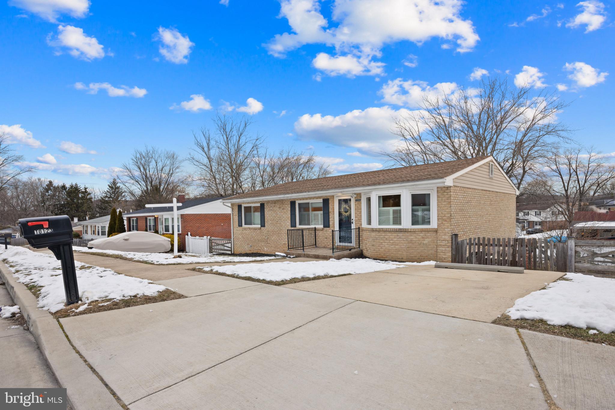 MONTROSE - Residential