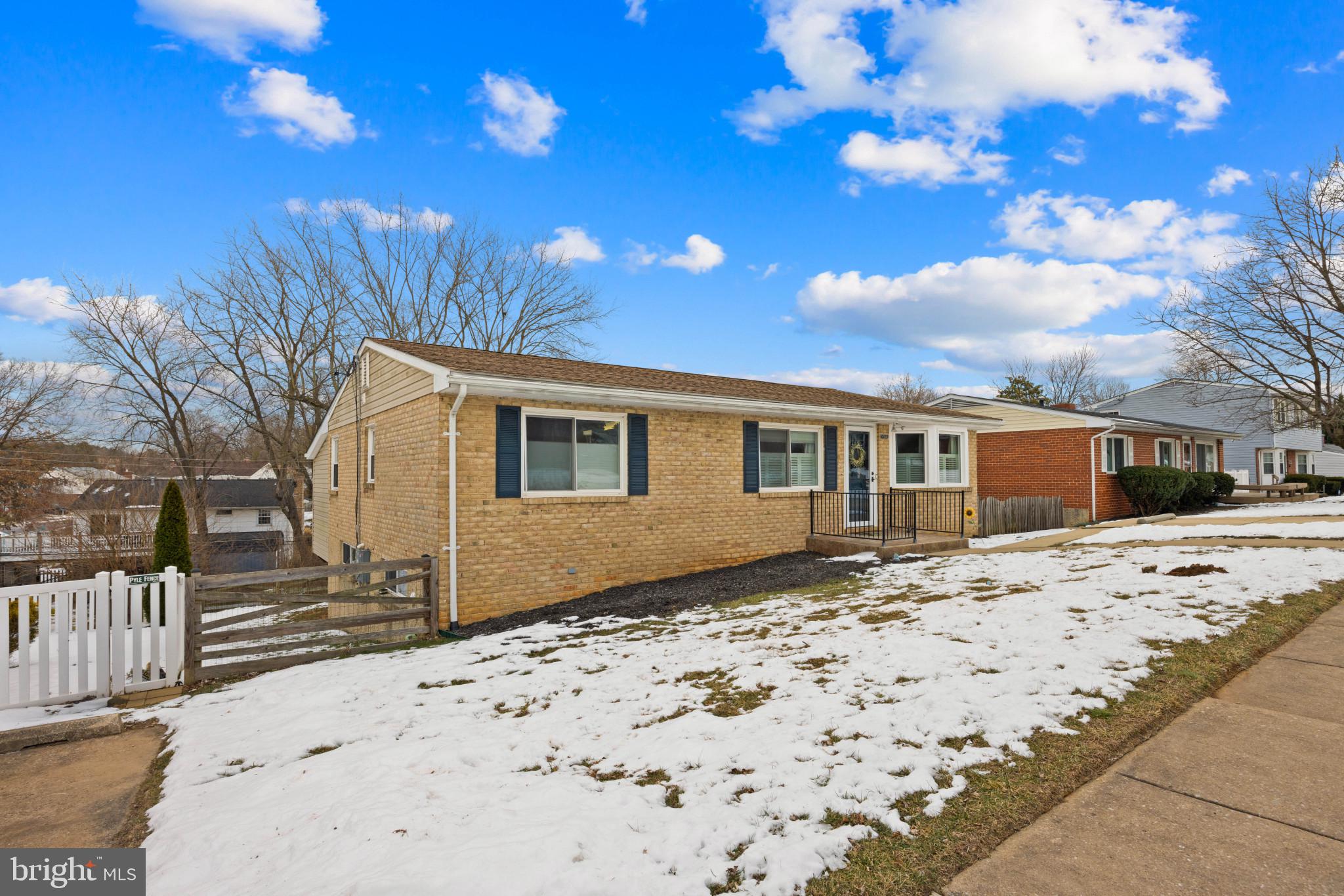 MONTROSE - Residential