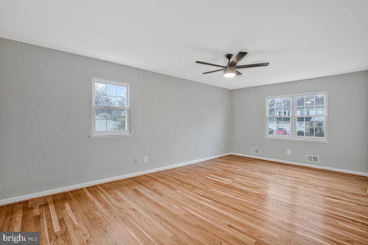 WOODBRIDGE VALLEY - Residential