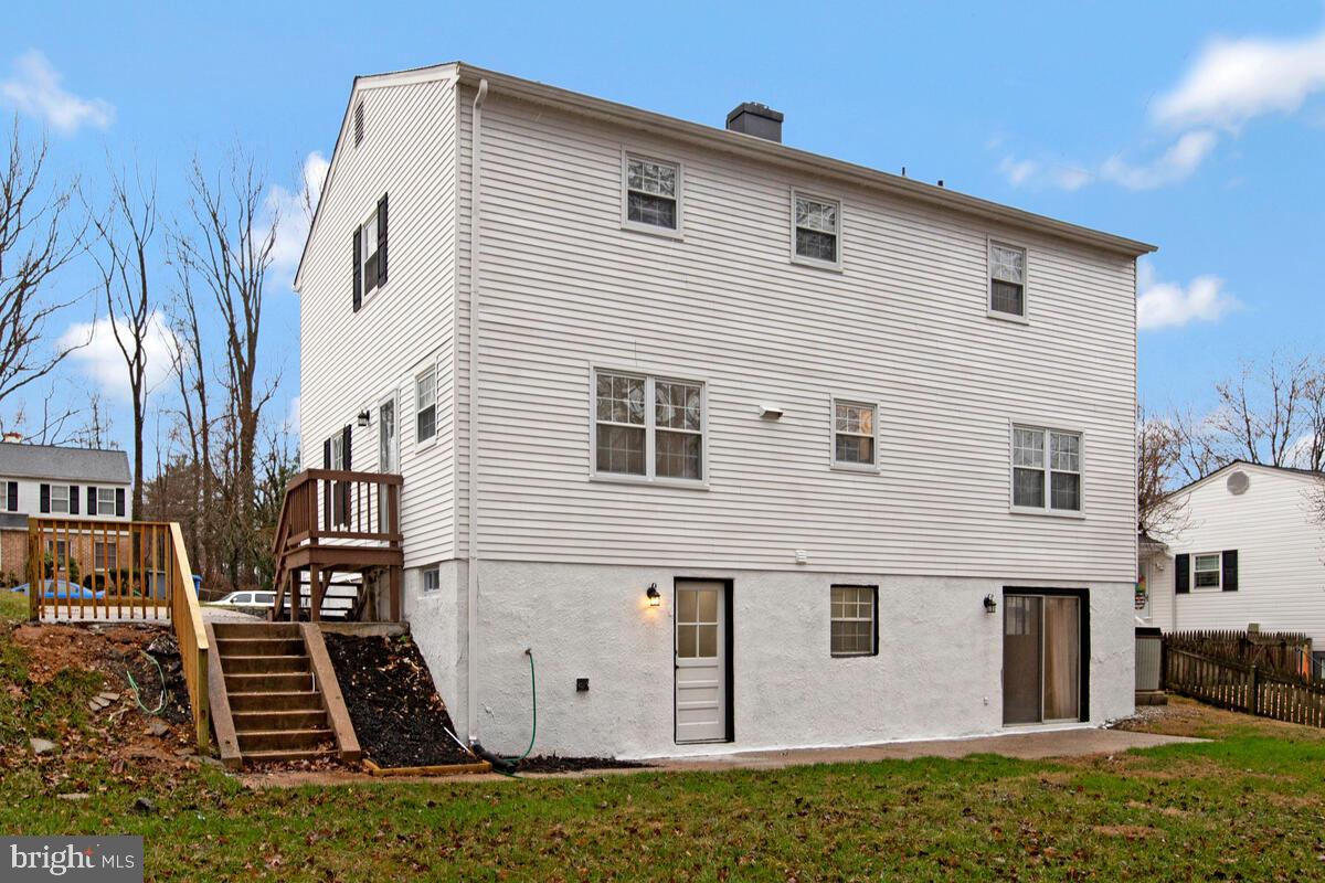 WOODBRIDGE VALLEY - Residential