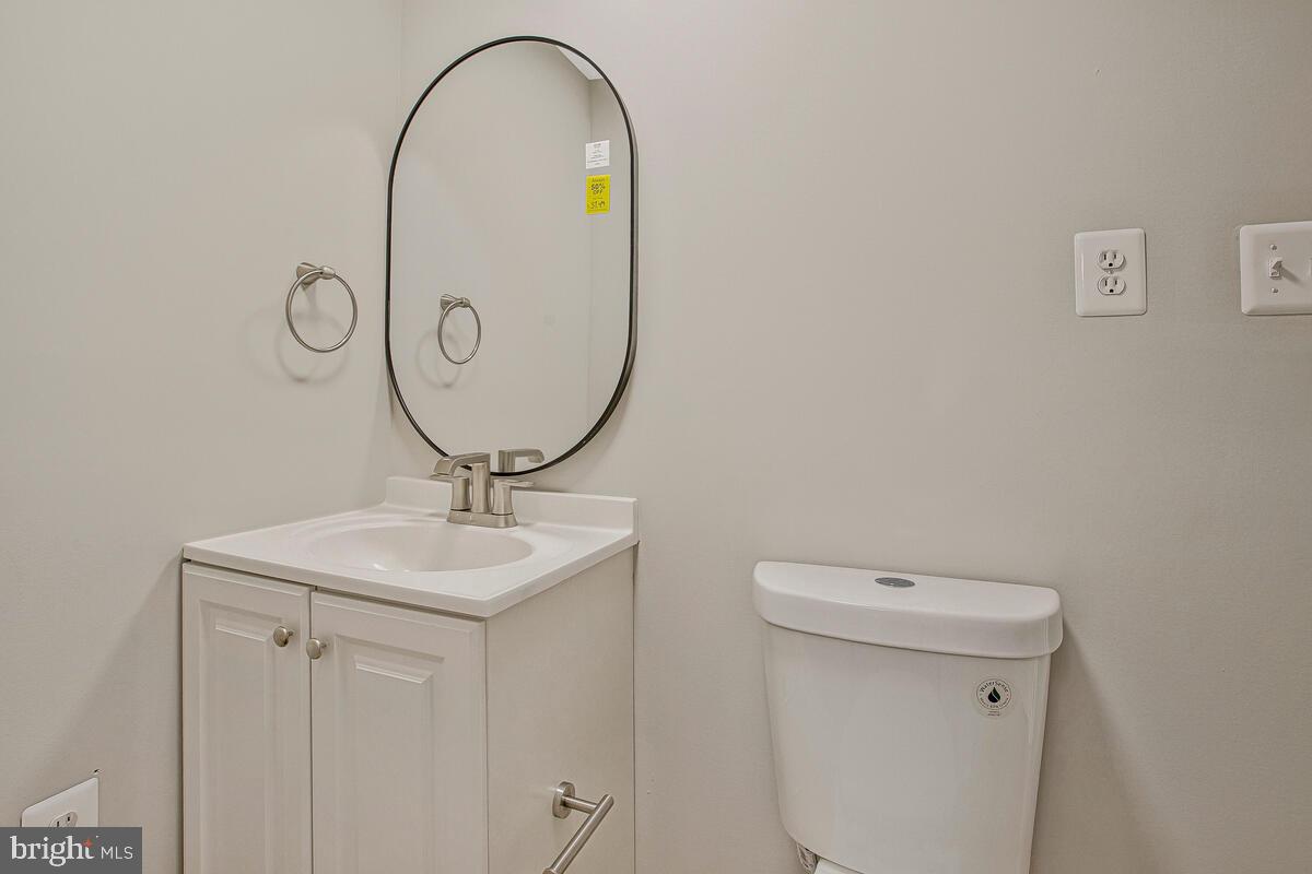 WOODBRIDGE VALLEY - Residential