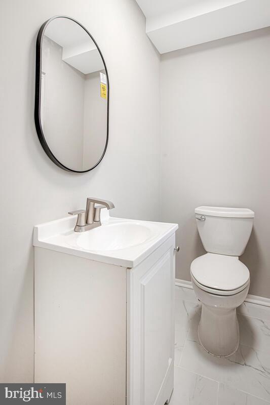 WOODBRIDGE VALLEY - Residential