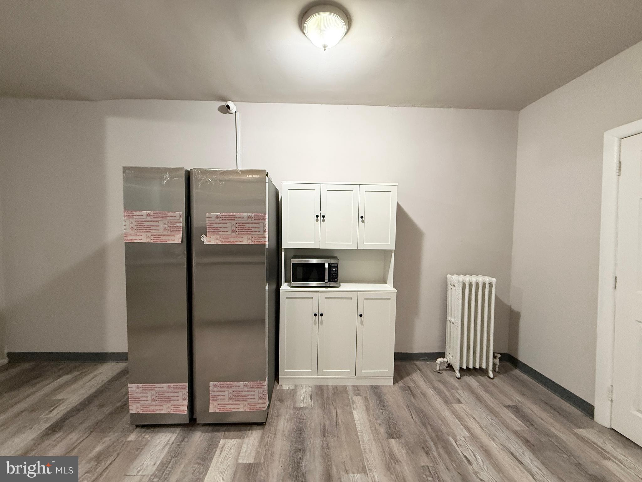 WALNUT HILL - Residential