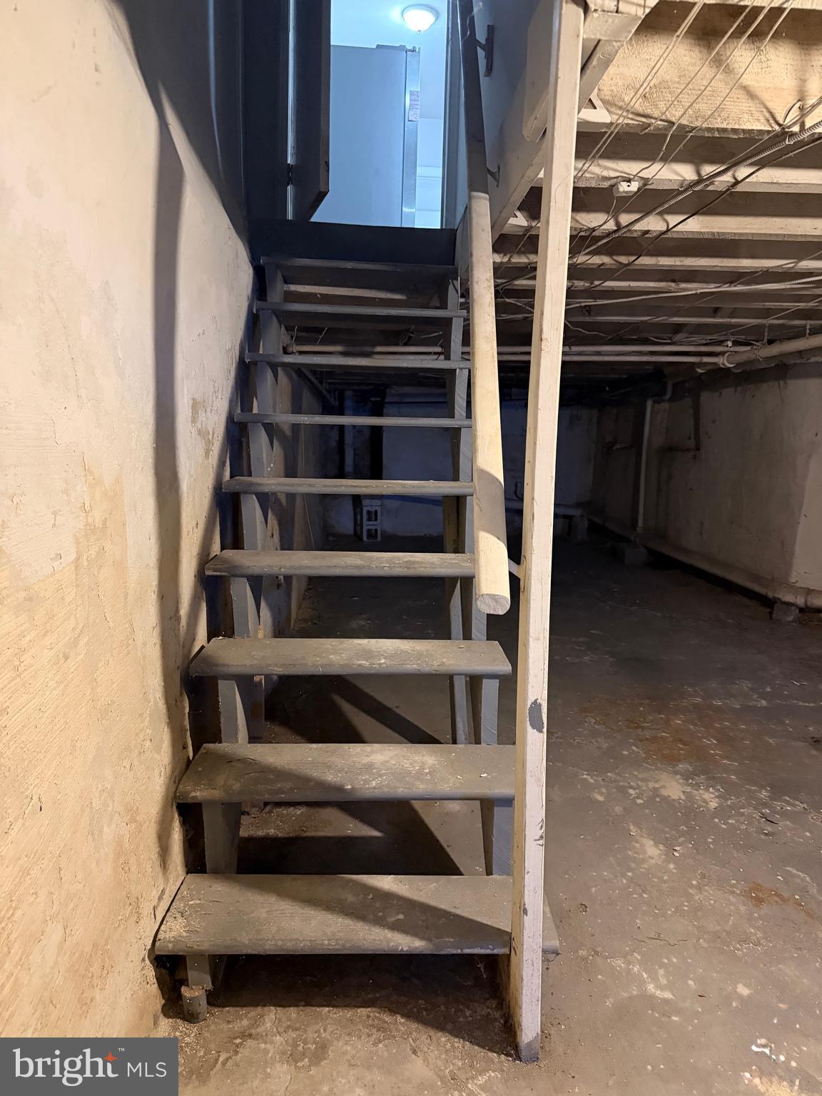 WALNUT HILL - Residential