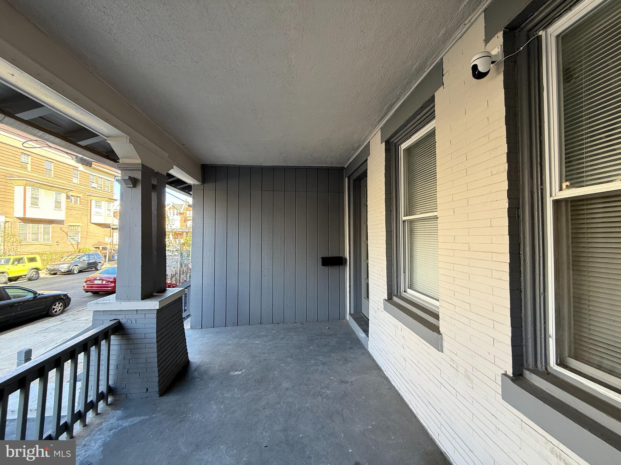 WALNUT HILL - Residential