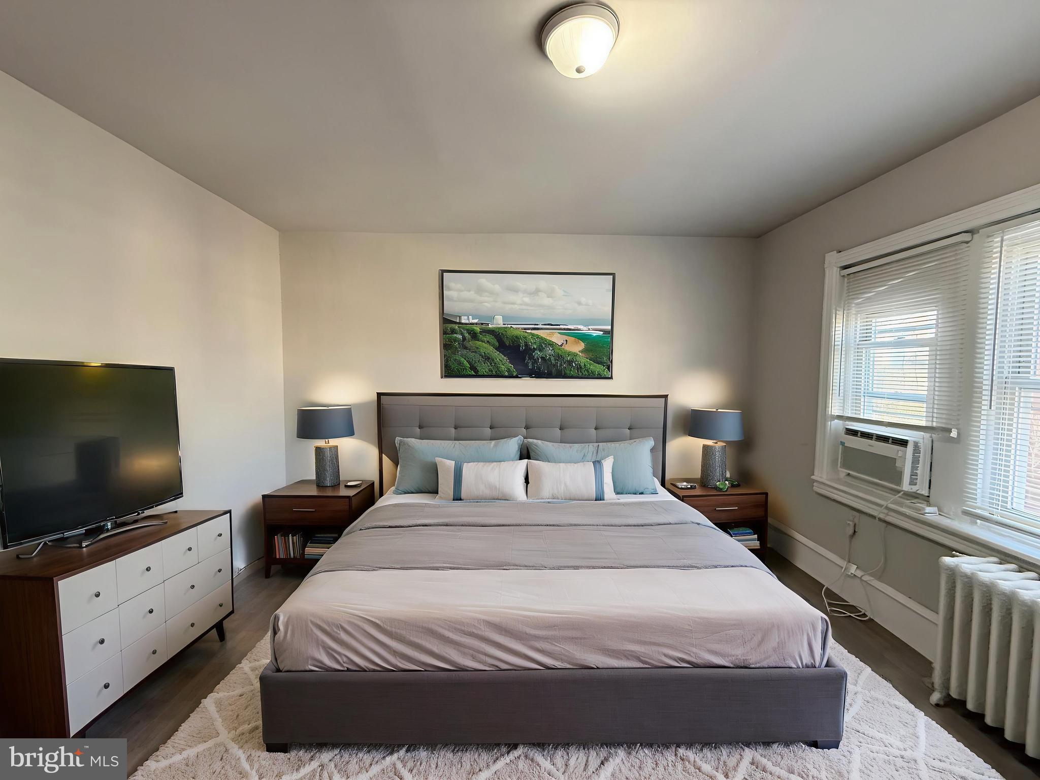 WALNUT HILL - Residential