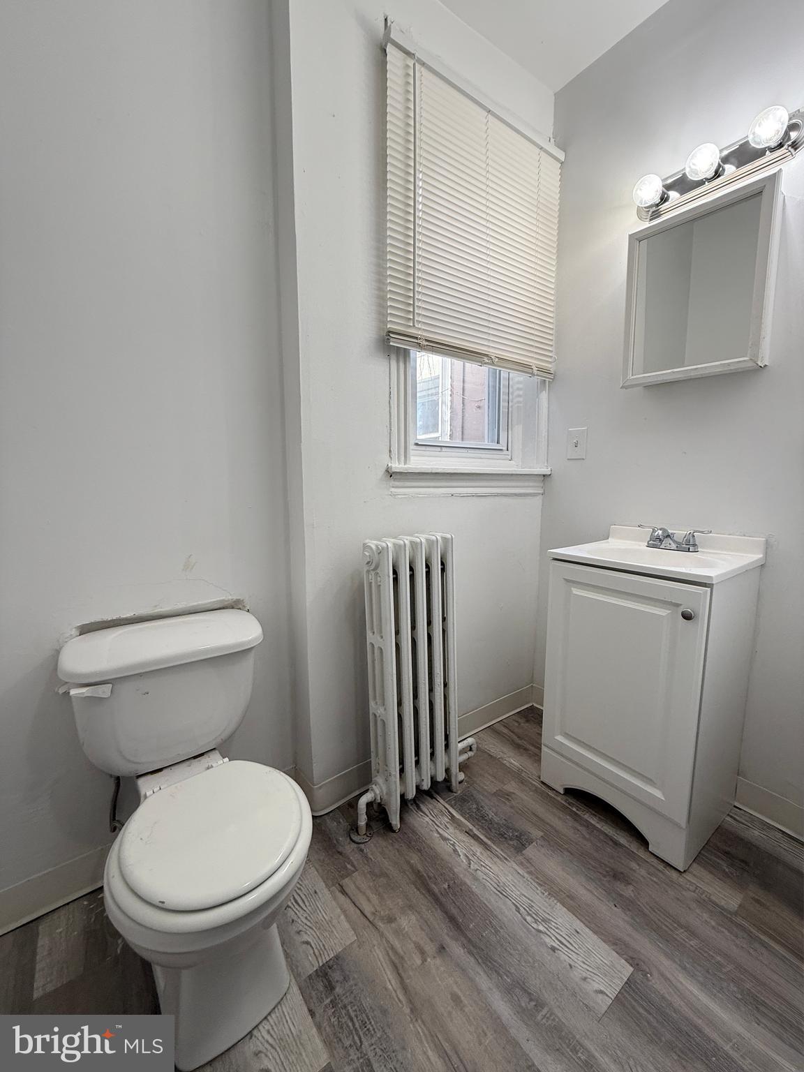 WALNUT HILL - Residential