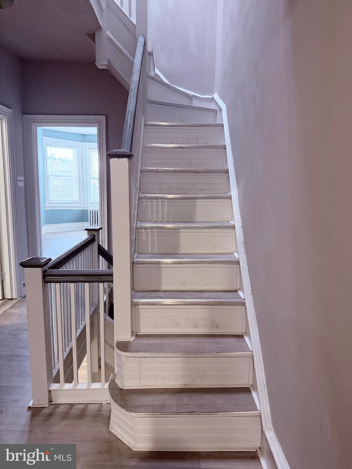 WALNUT HILL - Residential