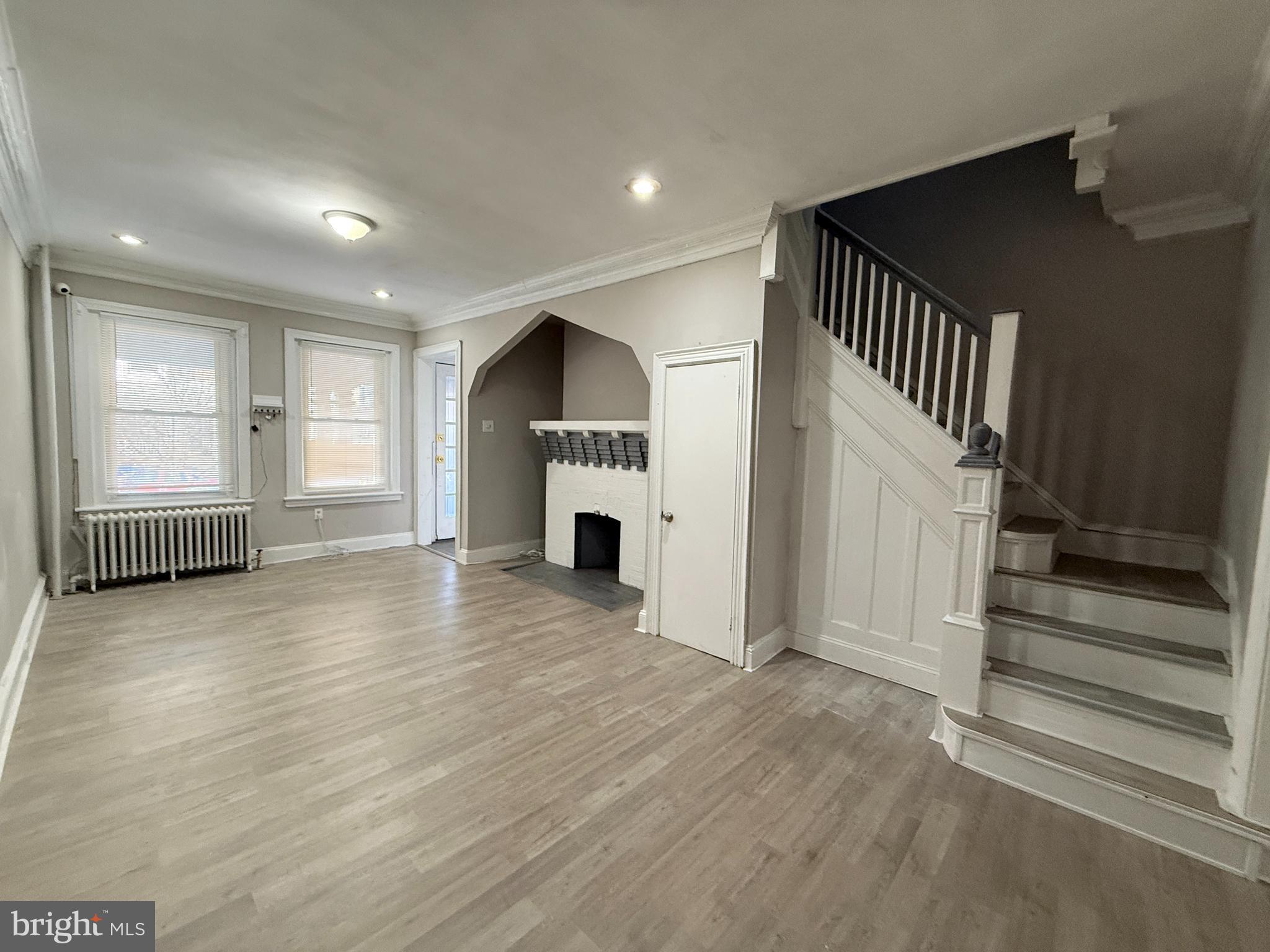 WALNUT HILL - Residential