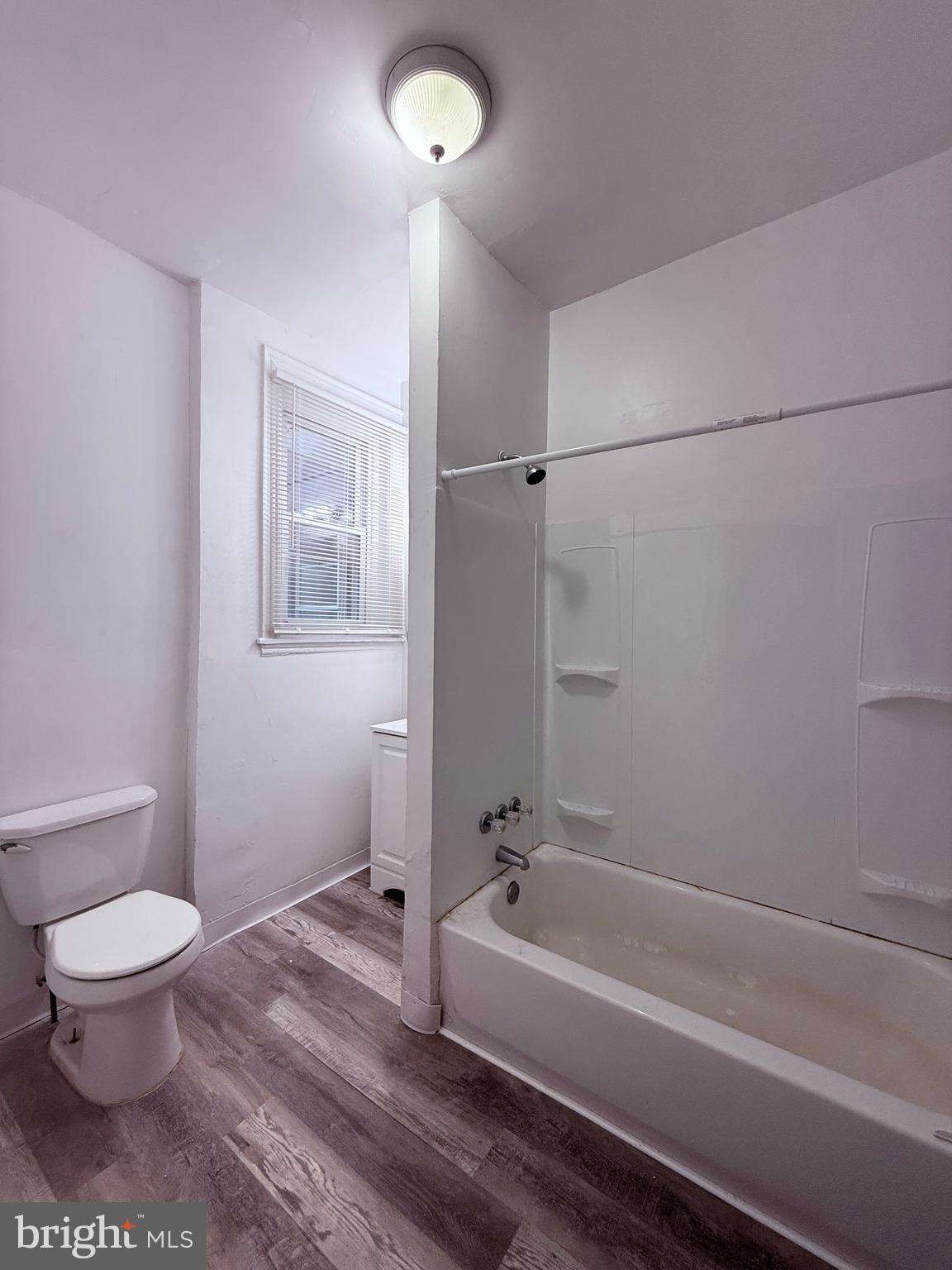 WALNUT HILL - Residential