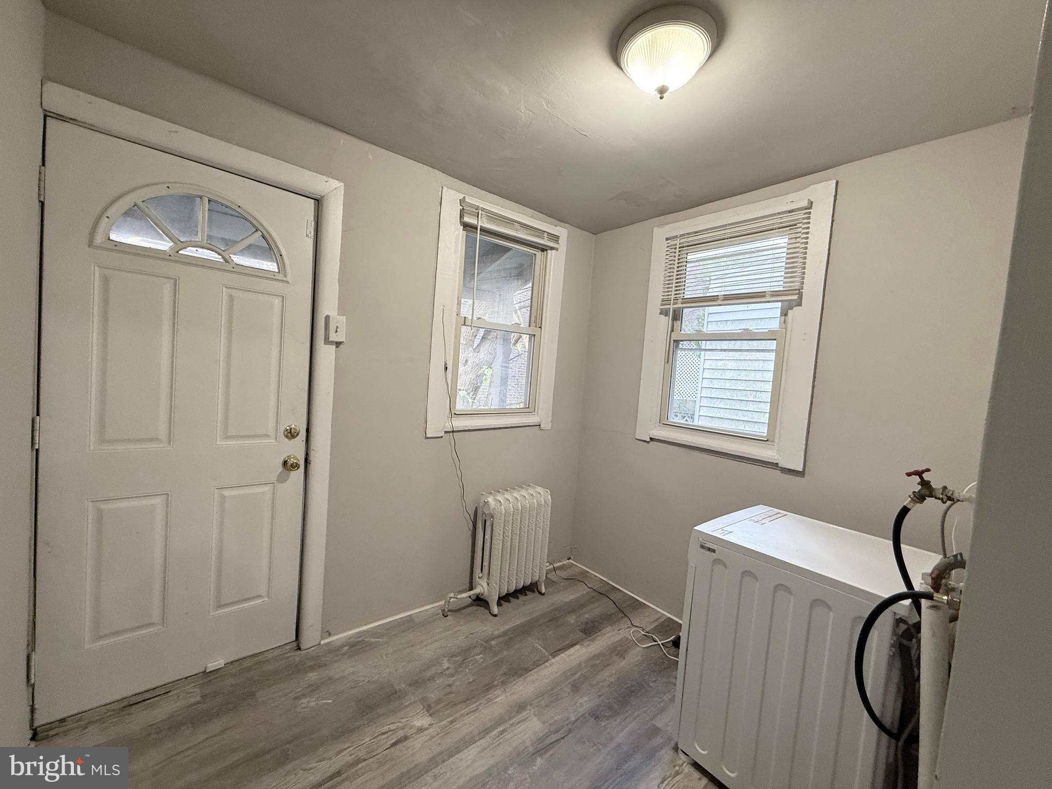 WALNUT HILL - Residential