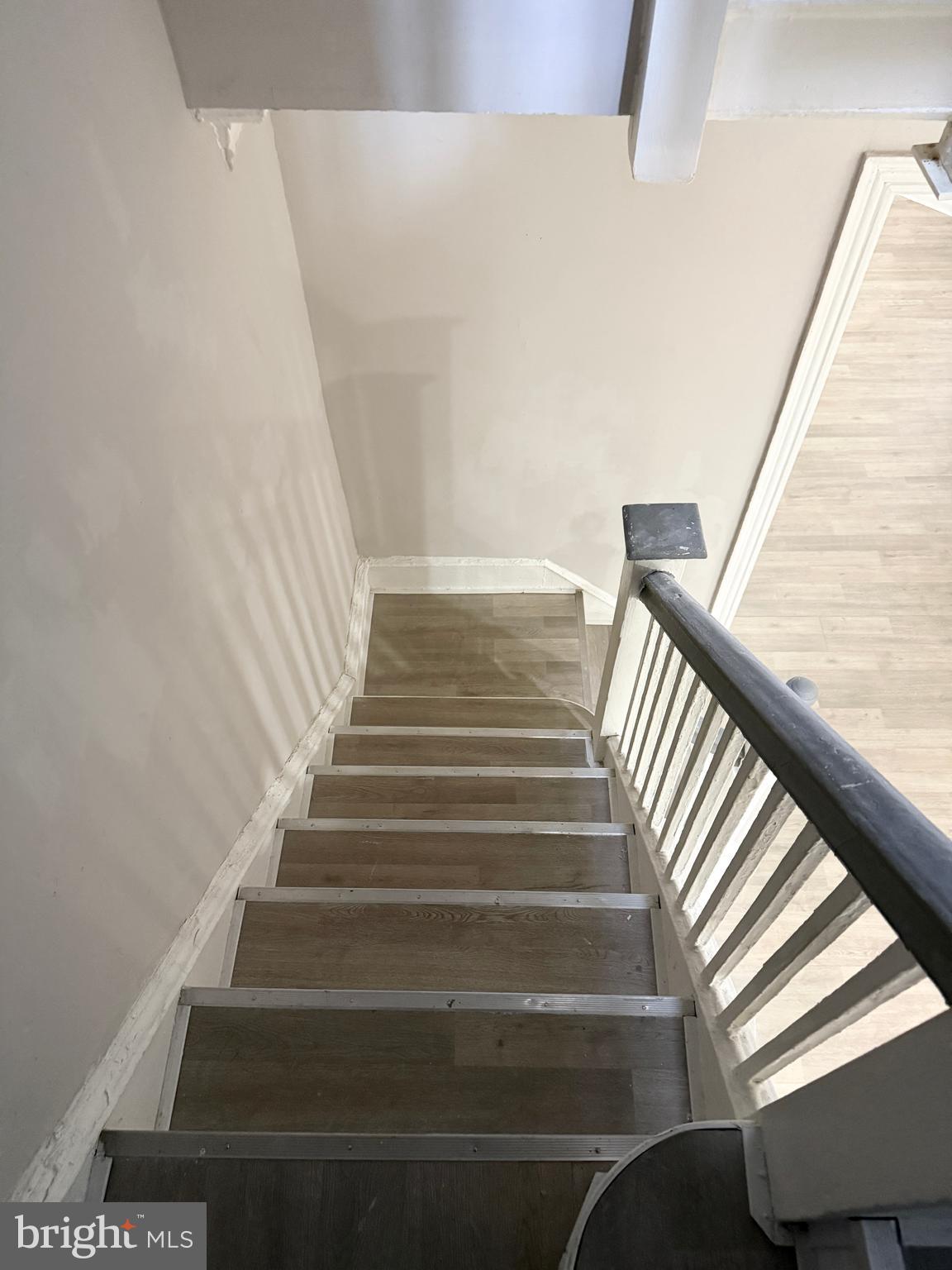 WALNUT HILL - Residential