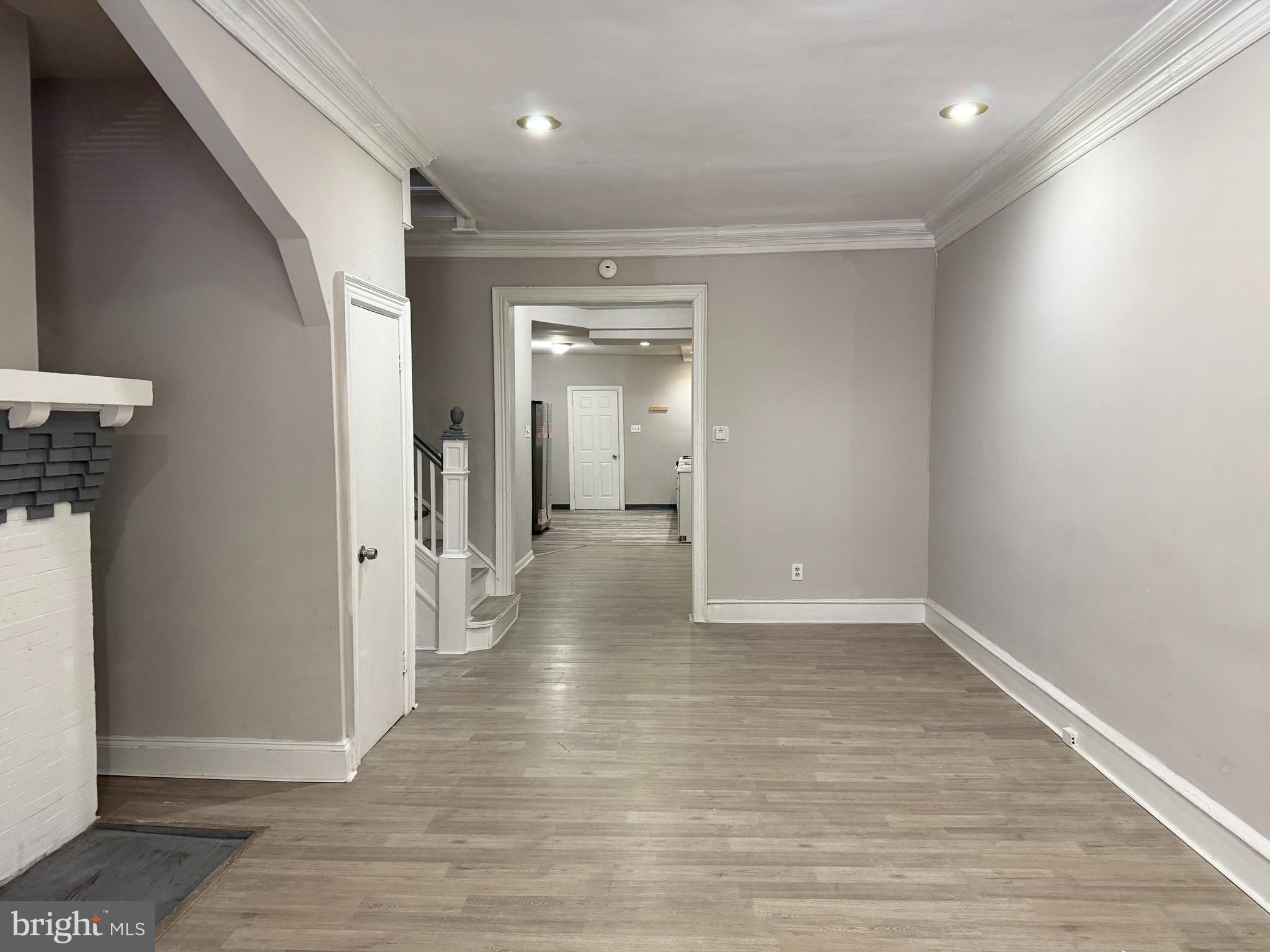 WALNUT HILL - Residential