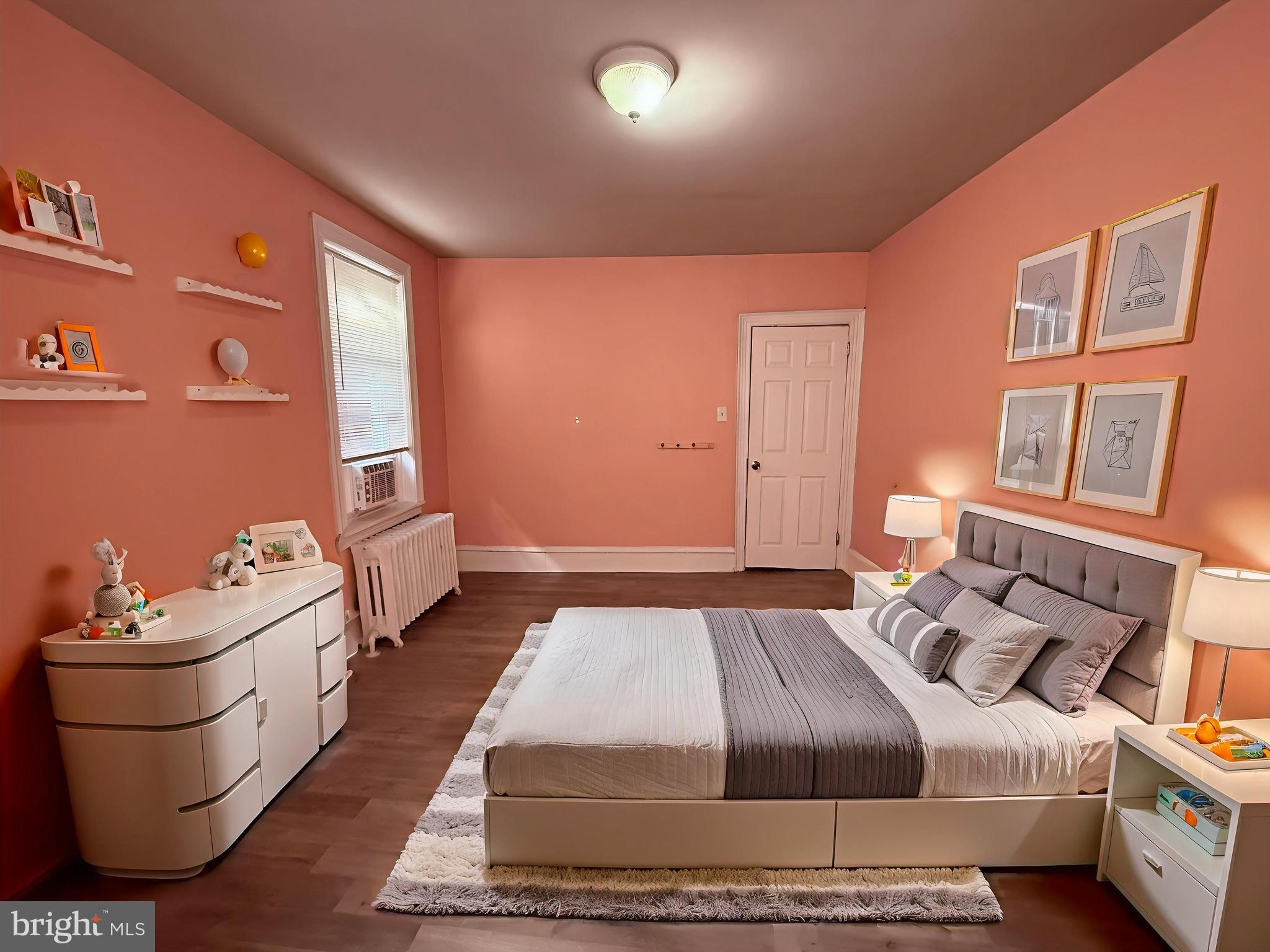 WALNUT HILL - Residential