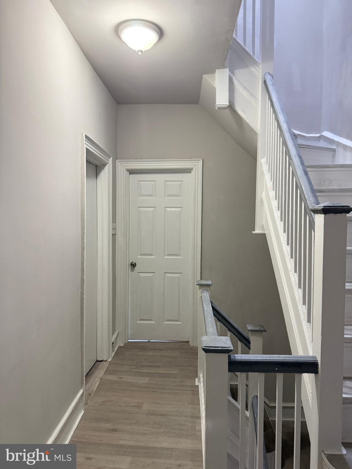 WALNUT HILL - Residential