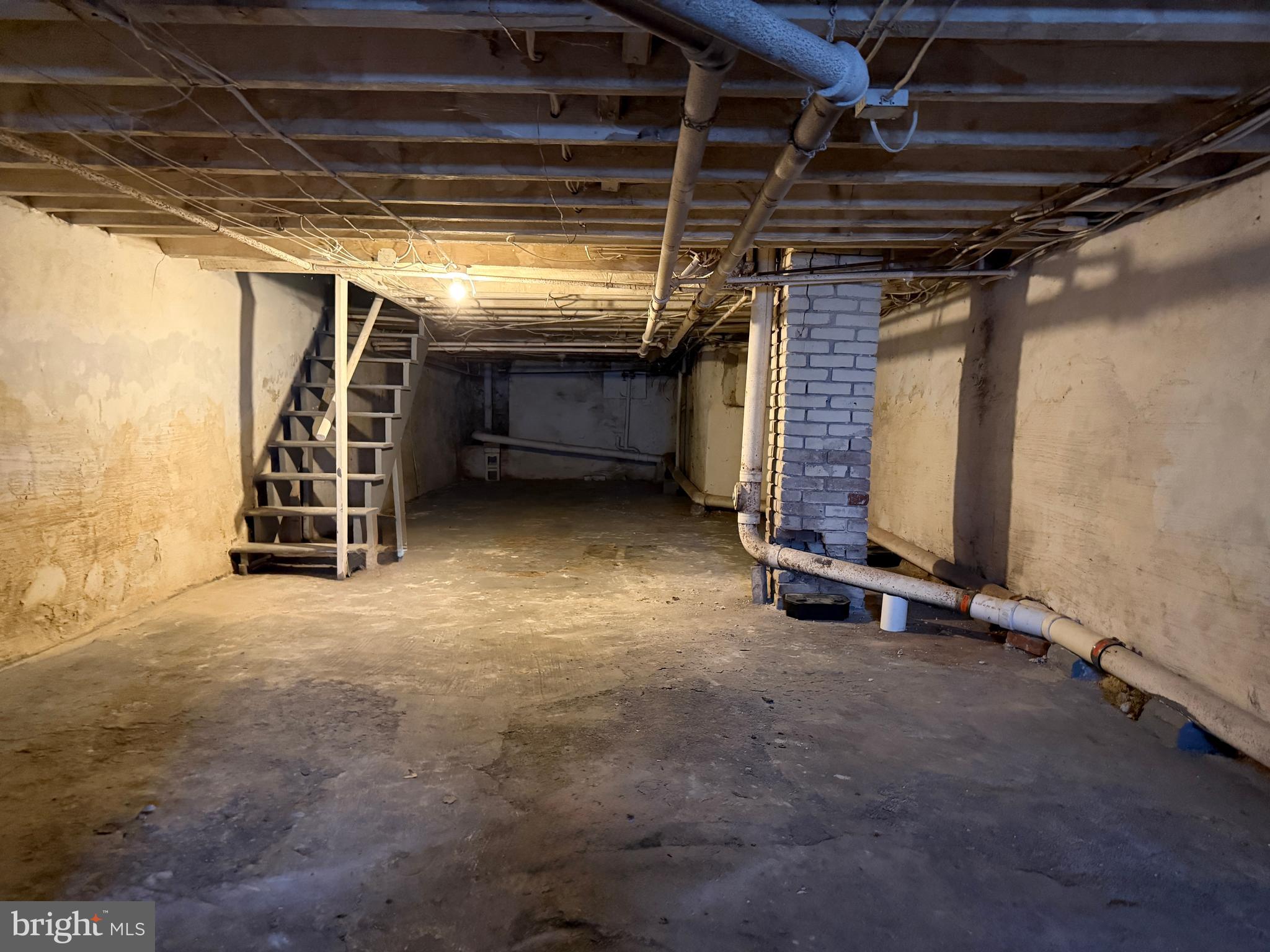 WALNUT HILL - Residential