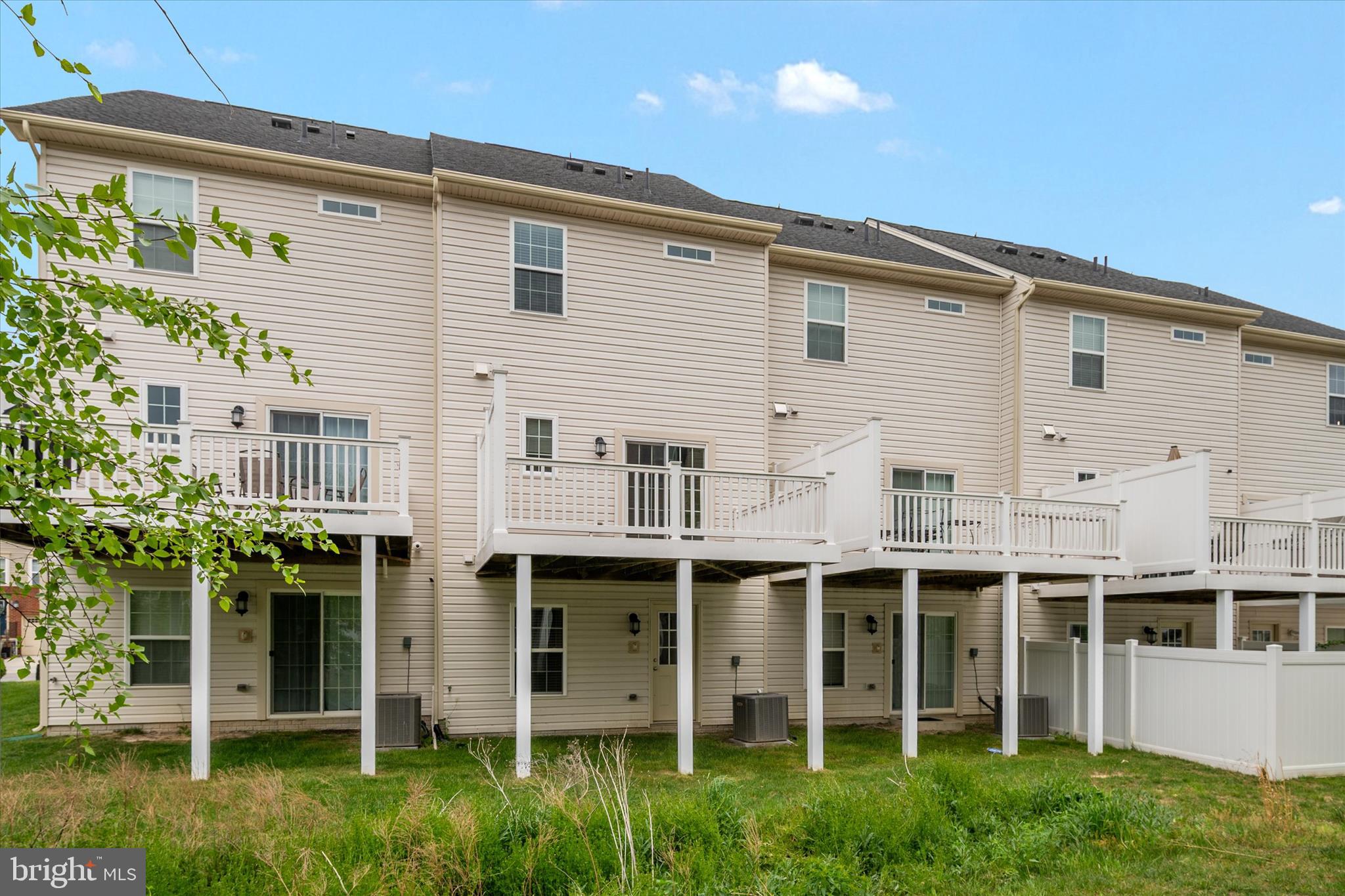 CREEKSTONE VILLAGE - Residential