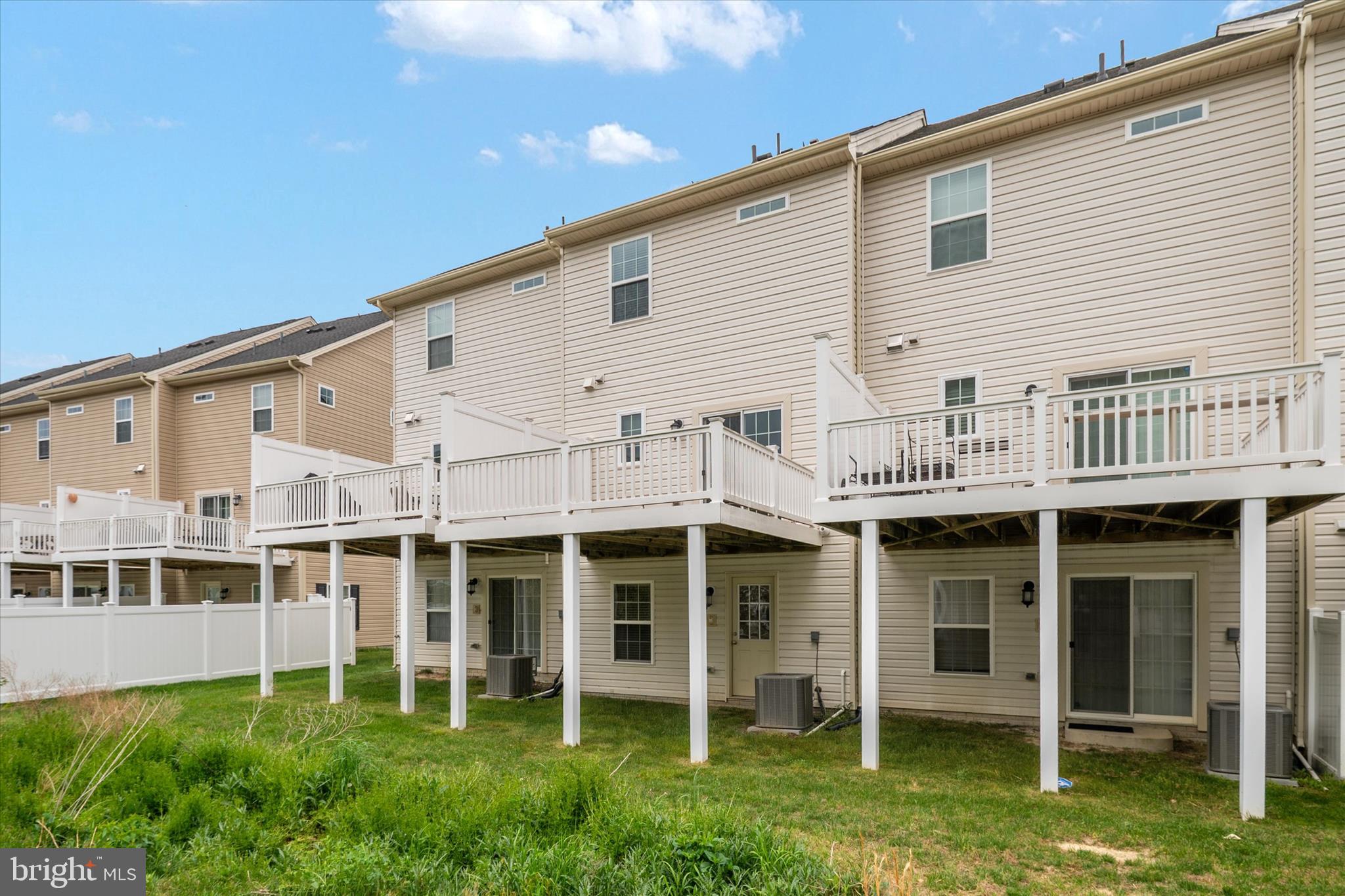 CREEKSTONE VILLAGE - Residential
